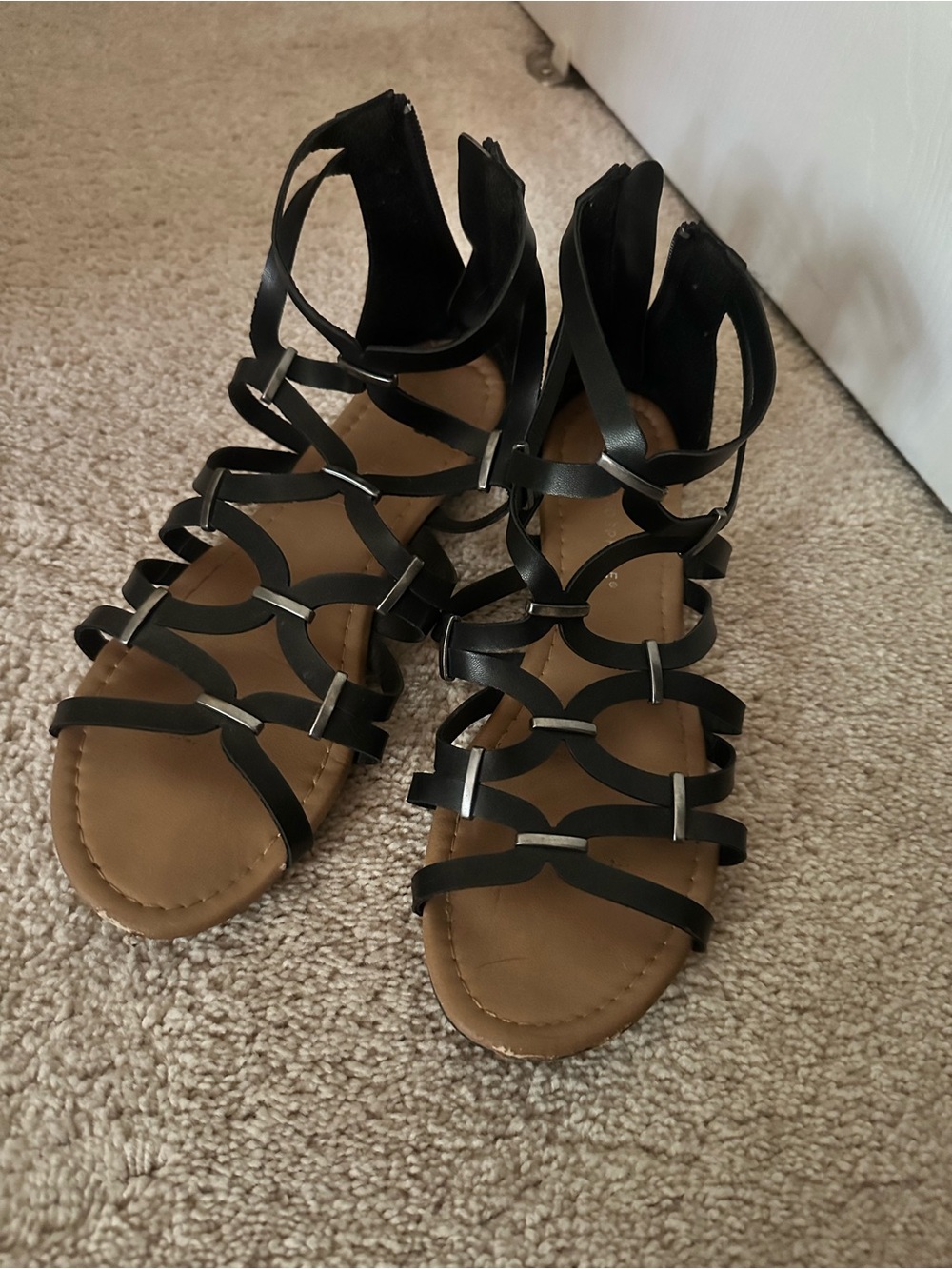Women’s Black Strappy Gladiator Sandals